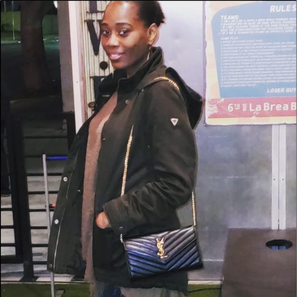 Guess coat - Picture 3 of 4